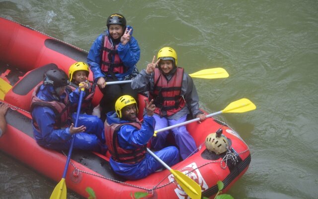 River Didi Hotel