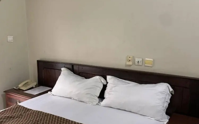 Sky Hotel Bonapriso
