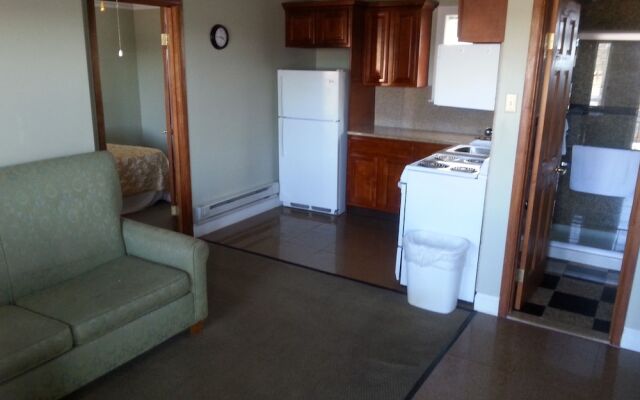 Golden Gate Lodging