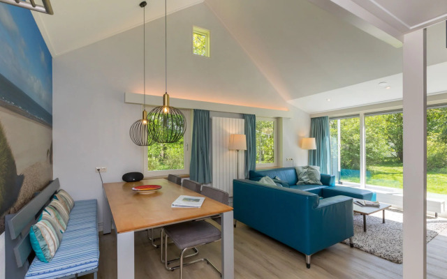 Appealing holiday home in Vrouwenpolder with garden