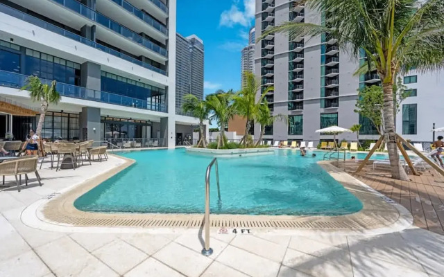 Delightful 3br in Downtown Miami