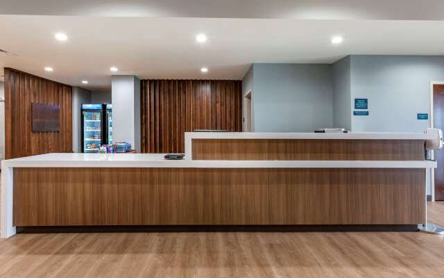 MainStay Suites Carlsbad South