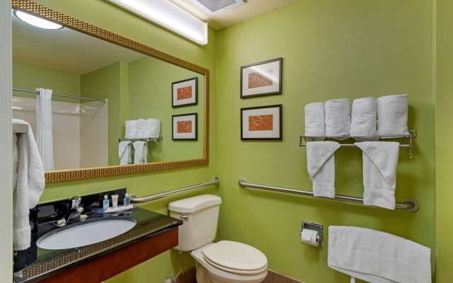 Comfort Suites Milledgeville