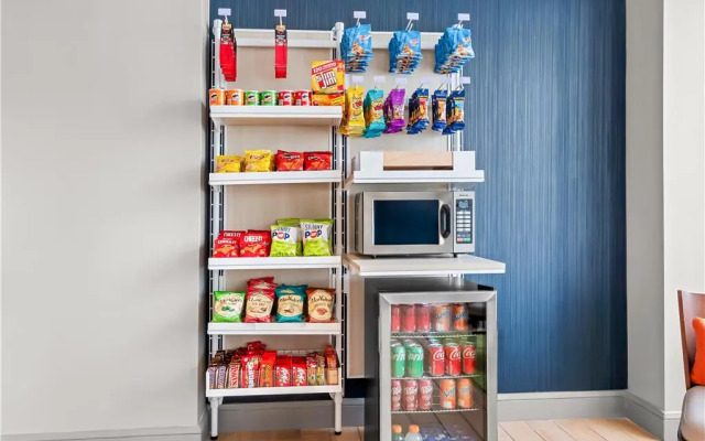 Spark by Hilton Victoria