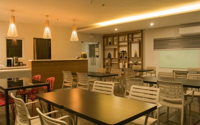 1A Express Hotel
