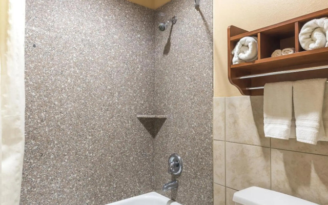 OYO Hotel Jewett TX Southwest, I-45