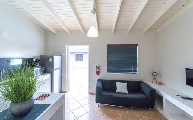 Palazzio Apartments & Studios