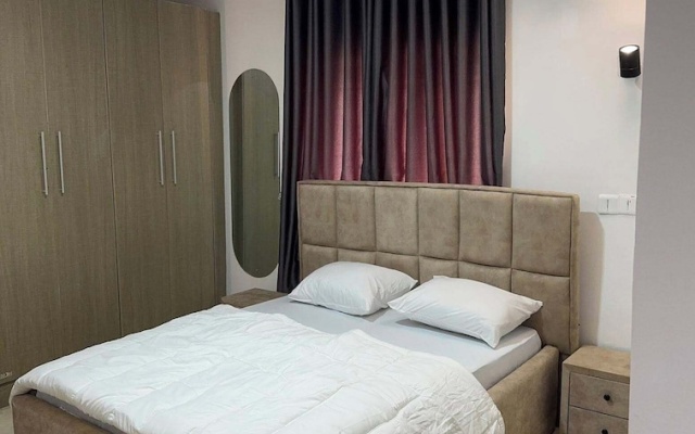 Ibani Suites