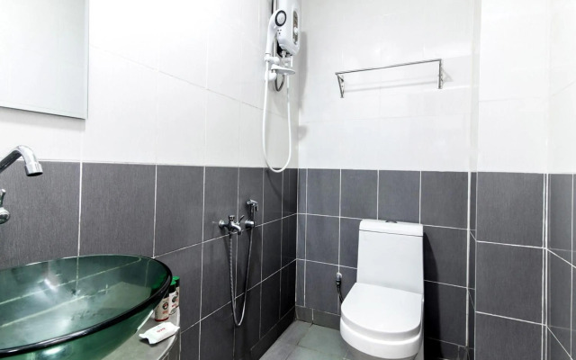 Super OYO 258 Hotel SMC Alam Avenue