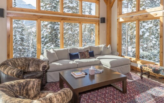 Big Sky - Little Plume Lodge