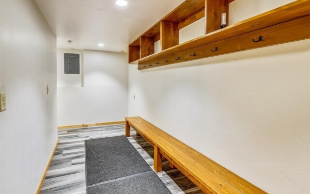 Snowy River 4 Bedroom Home by RedAwning