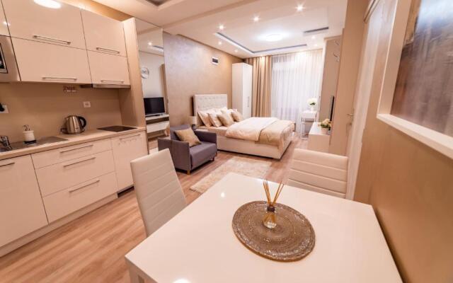 Ivi Place Apartments