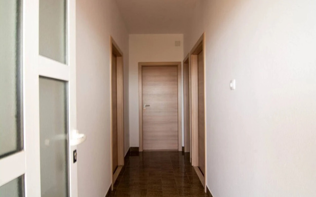 All New Sea View Apartment Moderna