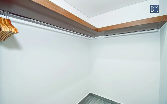 Elegant 3BR Apt. 4 Balconies in 29 Blvd