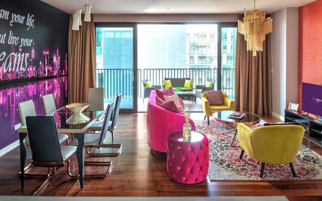 Dream Inn - City Walk 3 Bed Stunning Apartment