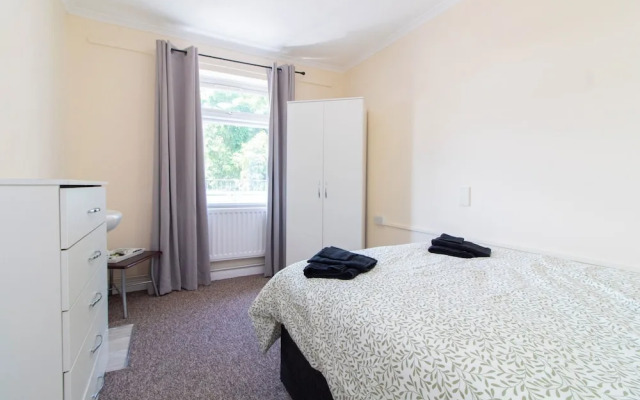 Brookvale Guest House Room 13