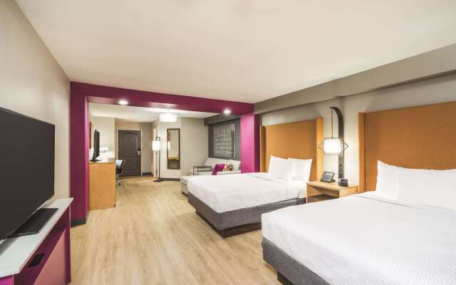 La Quinta Inn & Suites by Wyndham Chattanooga-Hamilton Place