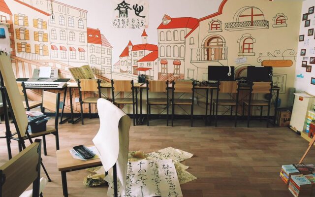 Art Traveling Homestay