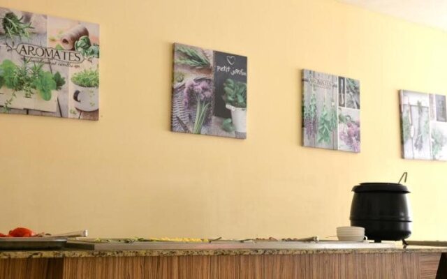 Club Hotel Vedren