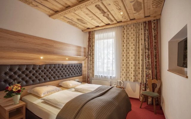 Hotel Neue Post
