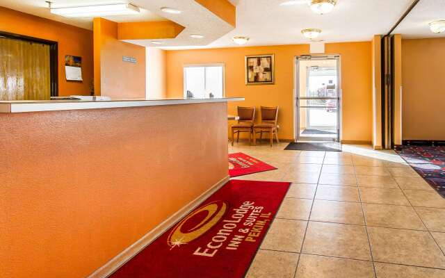 Econo Lodge Inn & Suites Pekin - Peoria Area