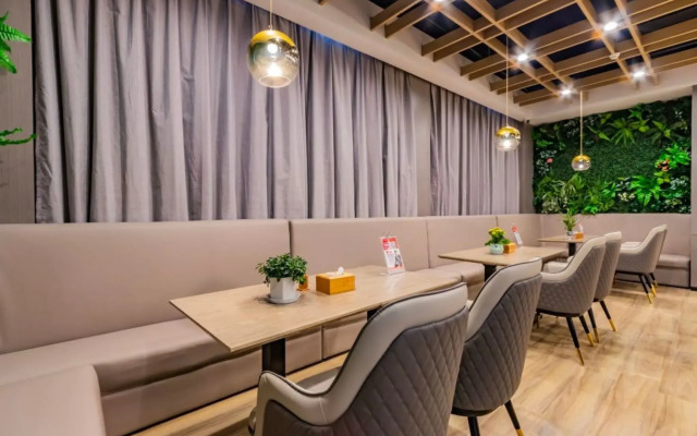 GYA Hotel Jiaxing Haiyan County Changan Nan Road Lishi Square