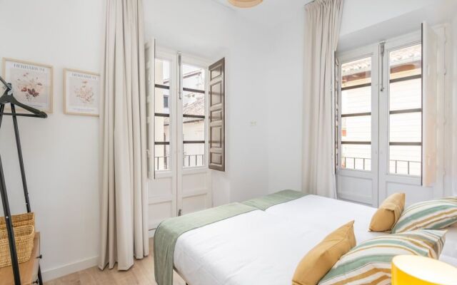Apartamentos Luna Suites Palacio Dorita