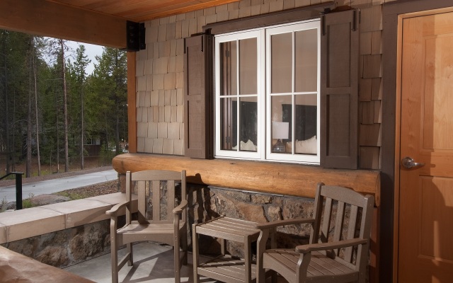 Canyon Lodge & Cabins - Inside the Park