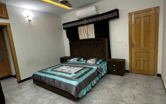 Pyramid Guest House