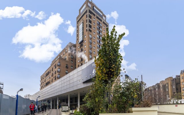 Point West Apartments Gloucester Road