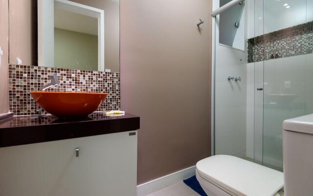 Apartamento Moderno em Copacabana | BR 737/504