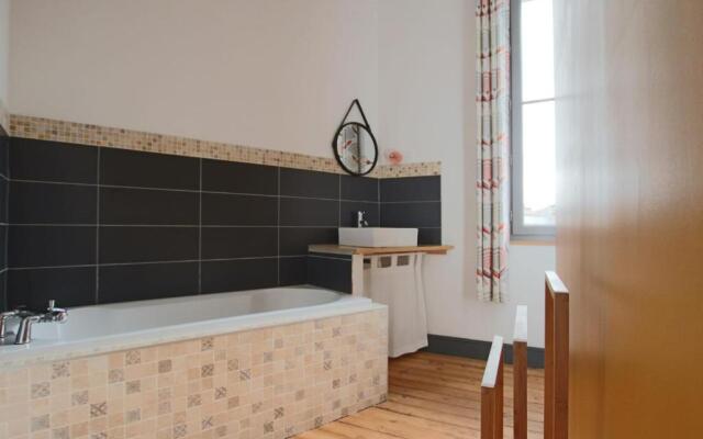 House for 8 people near the beach