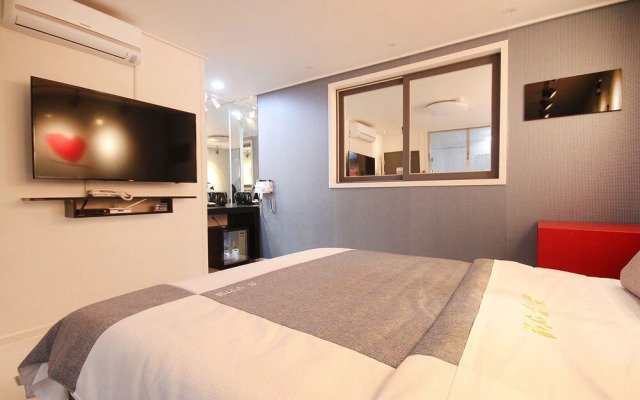 Geoje Island Sadeung K Self Check-in Motel