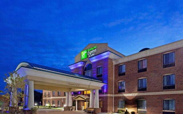 Holiday Inn Express & Suites Chesterfield by IHG