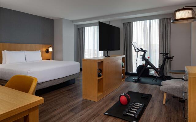 Hyatt Place Boston/Seaport District