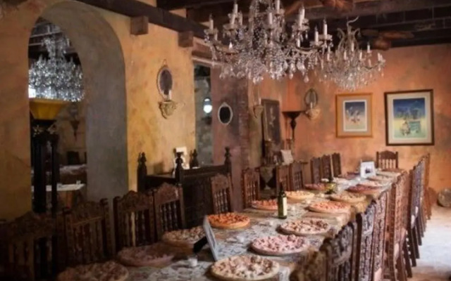 The Gallery Inn