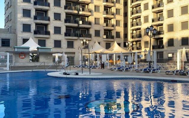 Snug apartment in Fuengirola with solarium