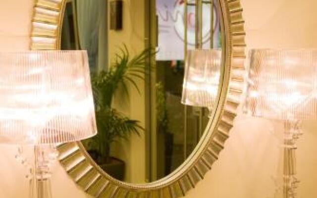 Onira Boutique Hotel