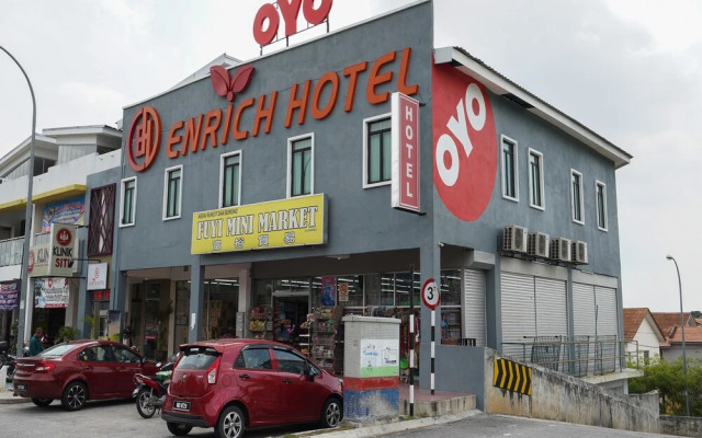 Enrich Hotel