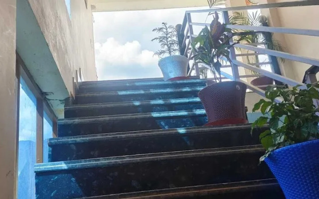 Hotel Necklace Moon Restaurants