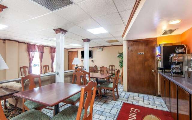 Econo Lodge Cleveland