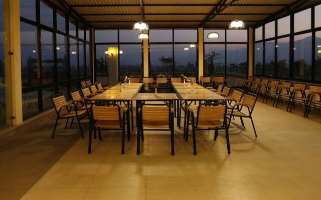 MeroStay 166 Hotel Arts