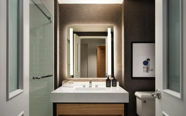 Sheraton Erie Bayfront Hotel
