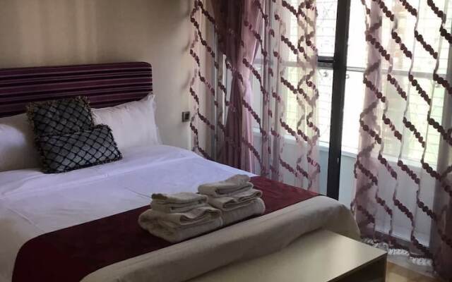 Private Apartment-Fortune Century Square