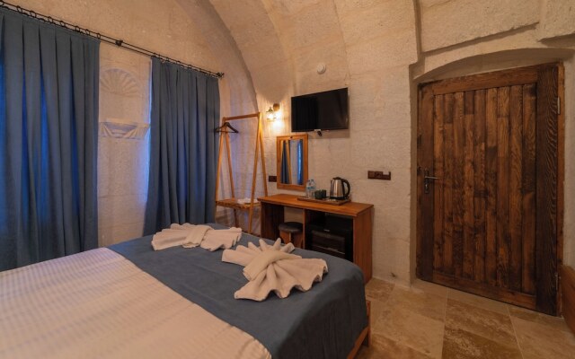Escape Cave Suites