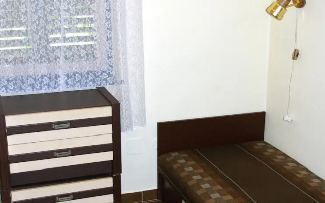 Esthajnal Apartmanok