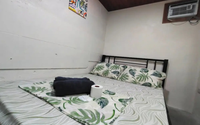 La Ud Lounge and Hostel