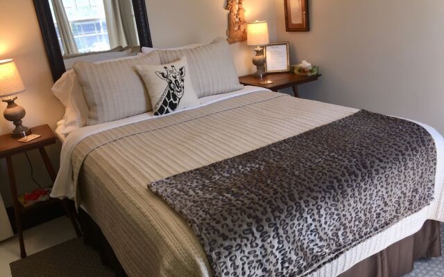 Simcoe Suites on the Henley B&B