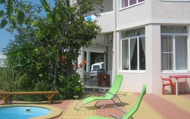 Akvarel Guest House
