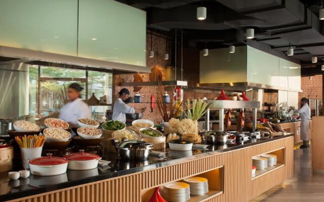 DoubleTree by Hilton Jakarta - Diponegoro